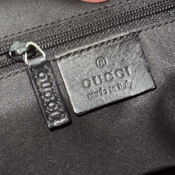 Gucci bamboo strap shoulder tote hobo purse - Picture 13 of 16